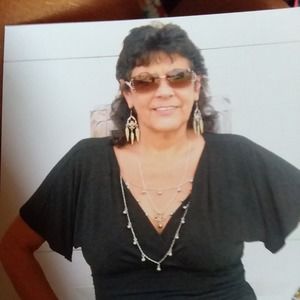 Meet your Posher, Pamela